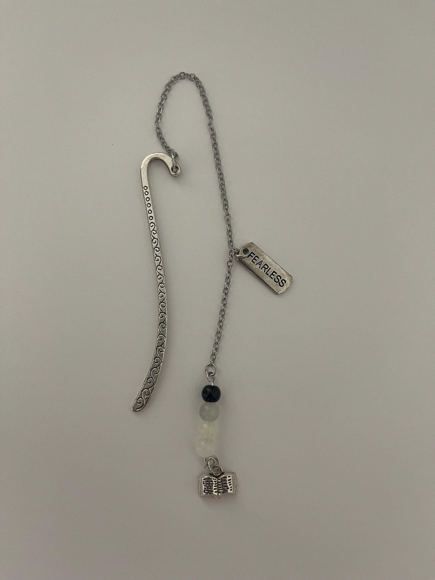 Silver Chain Link Bookmark with  Lay-Flat Hook Design